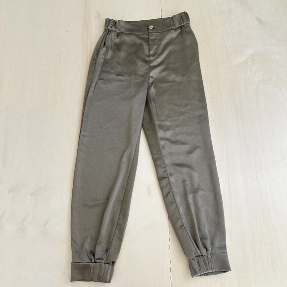 Ellison Satin Jogger Women's M Olive Green Casual Crop - Picture 1 of 6